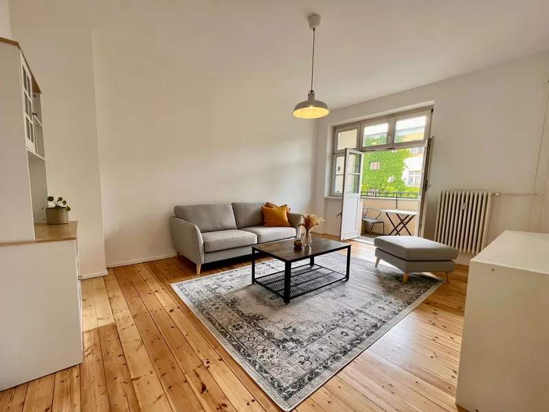 Newly Furnished 2-room flat with Balcony in the Heart of Prenzlauer Berg — photo 1